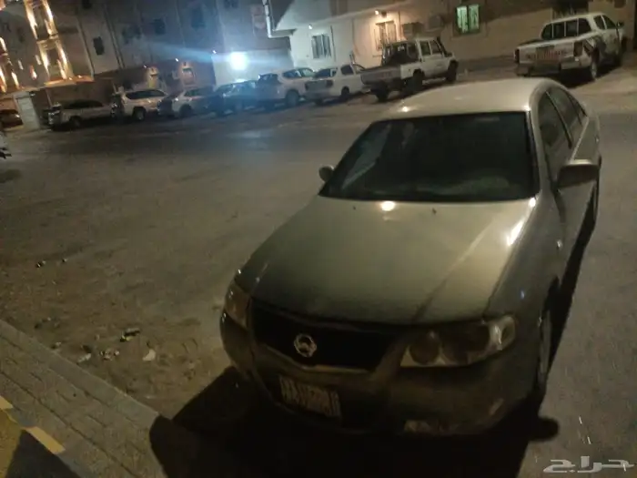 نيسان صني 2011ممشي 505000 بدي وكاله 0