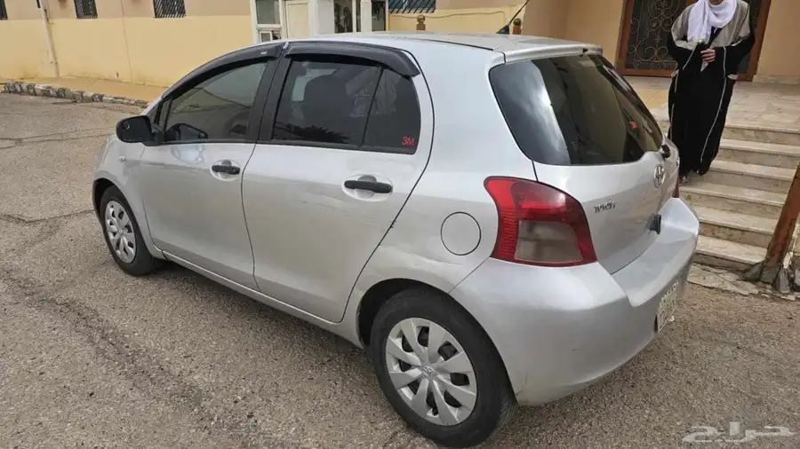 toyota yaris box 2007 2
