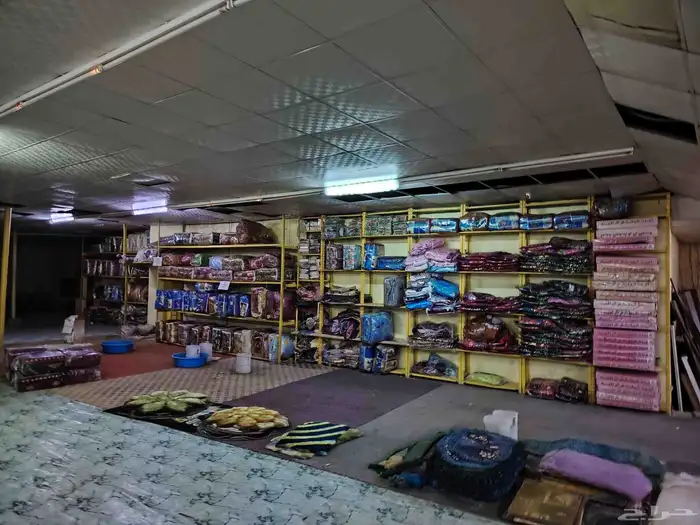 فرصة لا تتفوت  للتقبيل أو بيع البضاعة محل مفروشات بالكامل 6