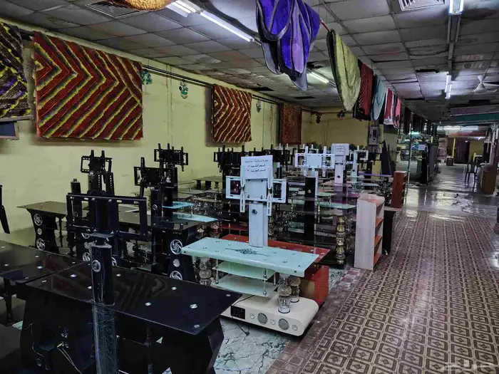 فرصة لا تتفوت  للتقبيل أو بيع البضاعة محل مفروشات بالكامل 8