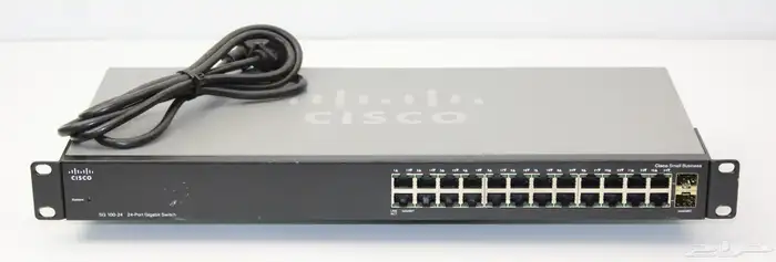 سيسكو - مفتاح مدار 24 منفذ ا 1