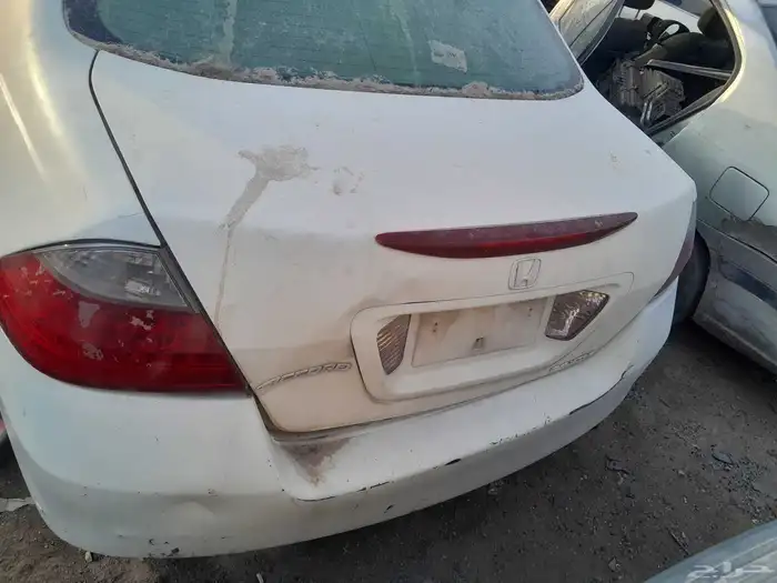 يوجد لدينا قطع غيار سياره هوندا اكورد من مديل 97 ال 2009 2