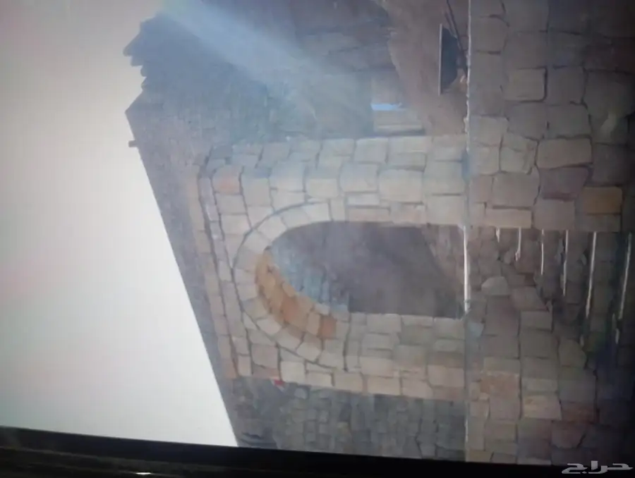 معلم حجر صخري واجهات 0