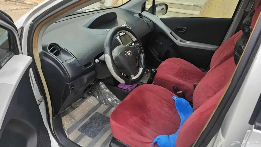 toyota yaris box 2007 0