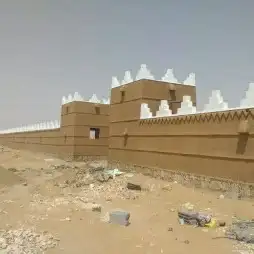 نشتغل جميع أعمال التراثيه بنيان المجالس والمساجد والاستراحات 9