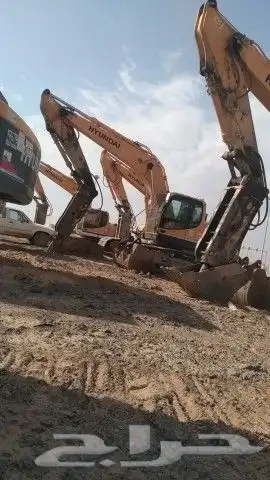 لليجار اليومي او شهري او مقاولات عامه حفر هدم ترحيل على حسب 0