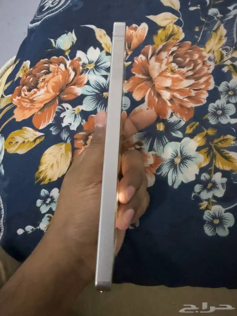 Sumsung S25 Ultra 12 256 Middle East version 7