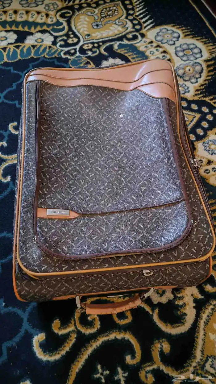 شنط سفر للبيع 0