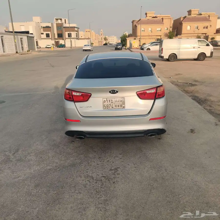 كيا اوبتيما للبيع موديل 15 نص فل 1