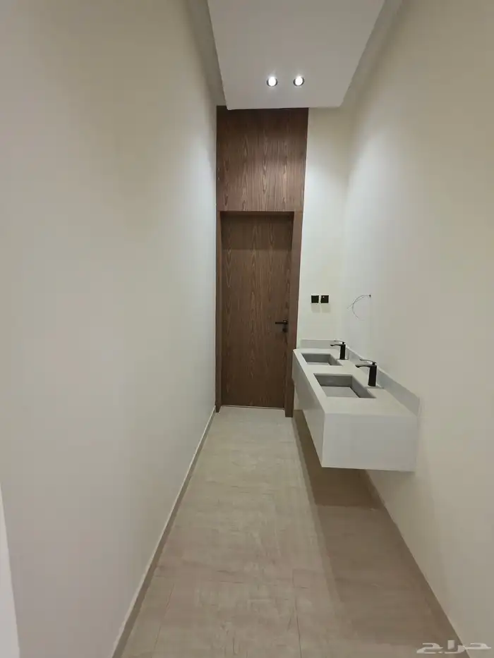 الدور ارضيه 590 3