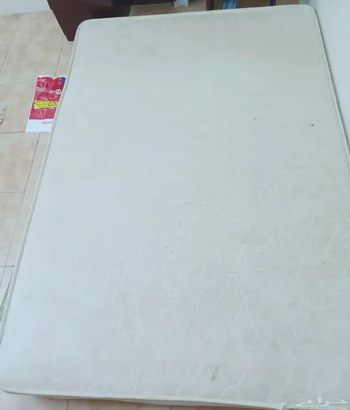 مرتبة جيدة جدا استعمال بسيط 140 في 2 متر 1