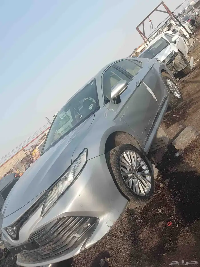 تشلح تويوتا كامري6سلندر مديل 2020 لبيع قطع غيار 5