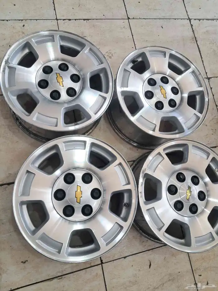 طقم جنوط مقاس 17 اصليه وكاله بلمعه الوكاله 0