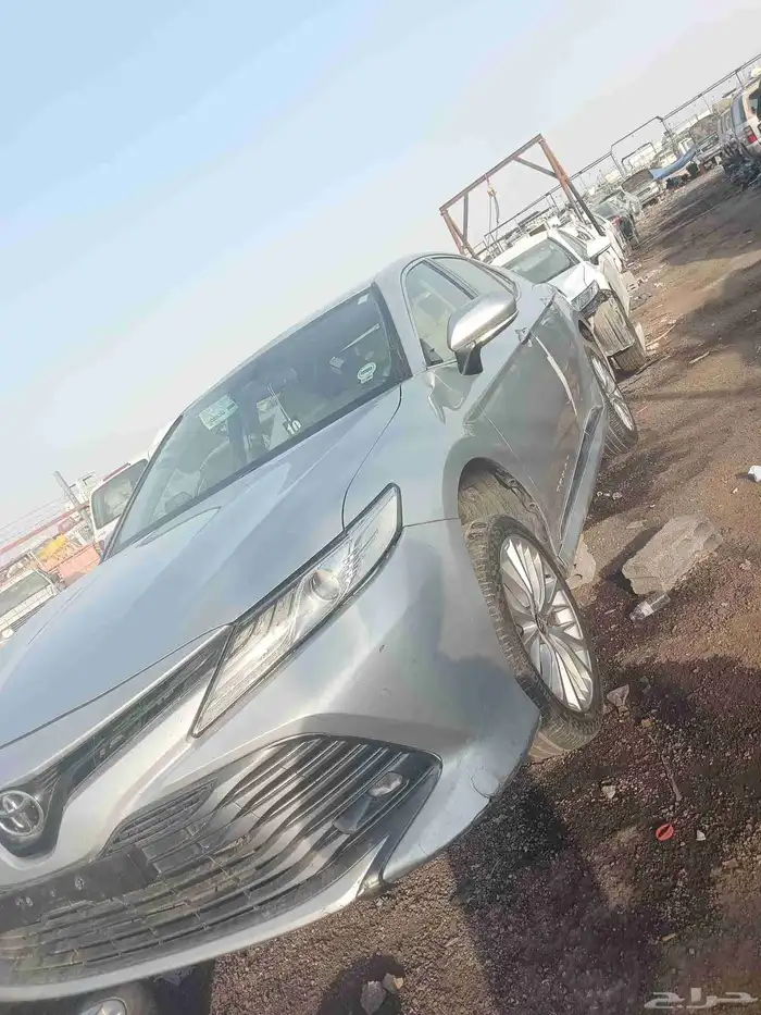 تشلح تويوتا كامري6سلندر مديل 2020 لبيع قطع غيار 4