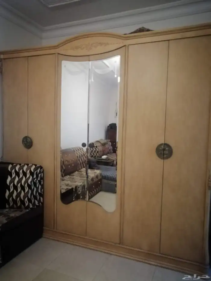 أثاث متنوع للبيع في الدمام 0