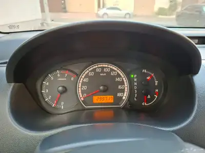 سوزوكي سويف موديل 2008 قير اوتوماتيك قزاز كهرباء 2 مفتاح 7