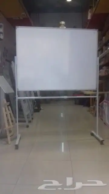 سبورات وطاولات وكراسي 1