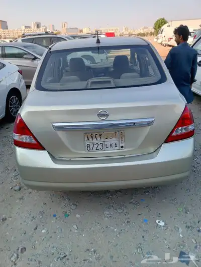 نيسان تيدا موديل 2