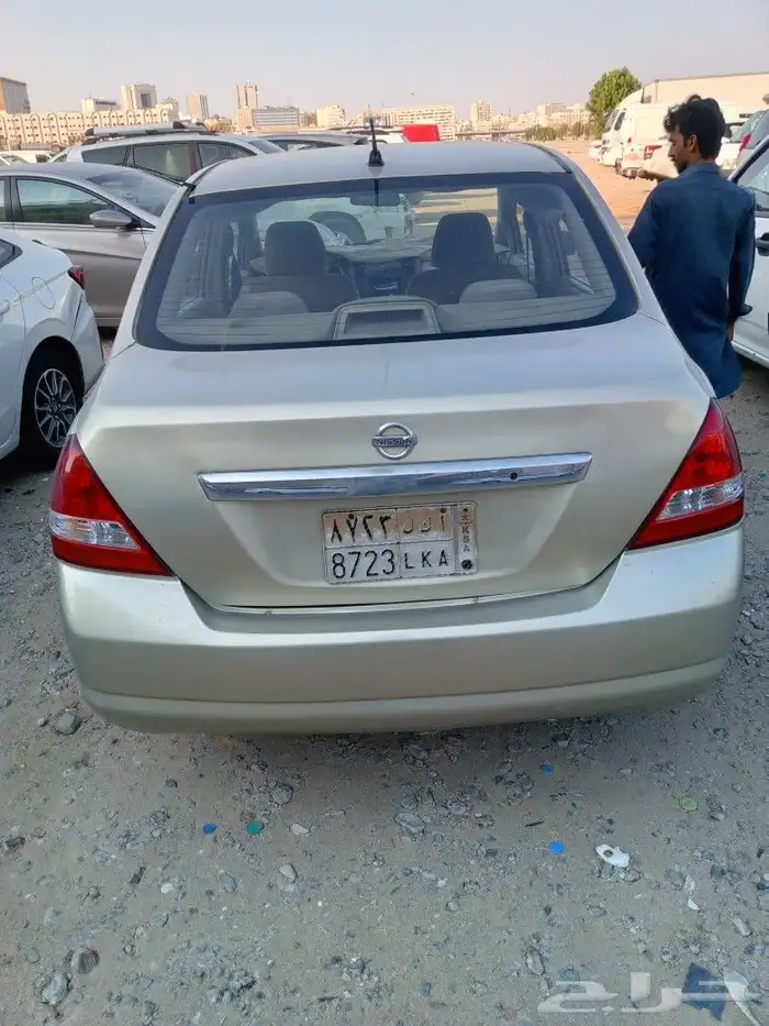 نيسان تيدا موديل 2
