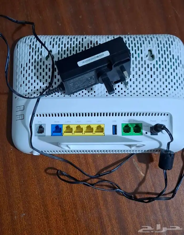 مودم و راوتر هواوي سلك ( ليس شريحه ) مستعمل بحالة ممتازة 2