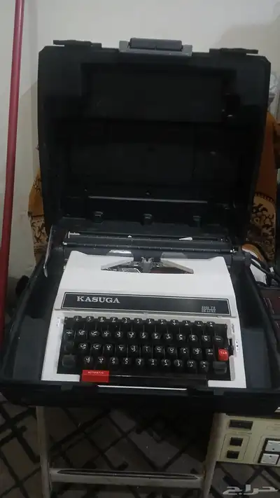آله كاتبه عربي صناعة ياباني شبه جديده 0