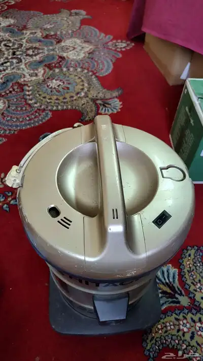 مكنسة و خلاط مطبخ 1