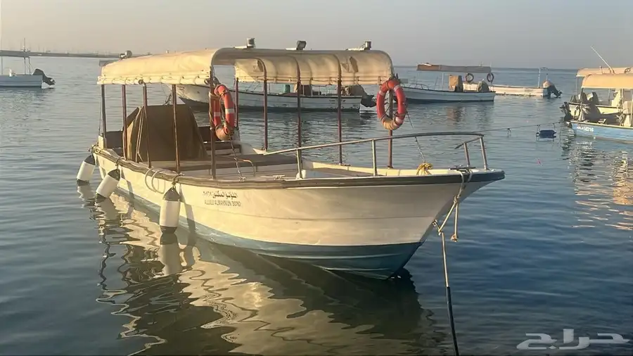 قارب نزهة 9 متر 10