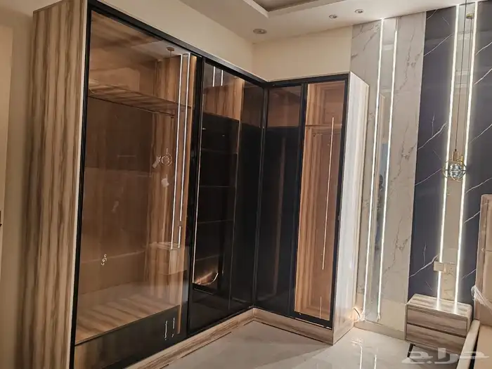 اثاث غرف نوم ومراتب مفارش سرير خزائن مبتكره ديكورات ستائر 0