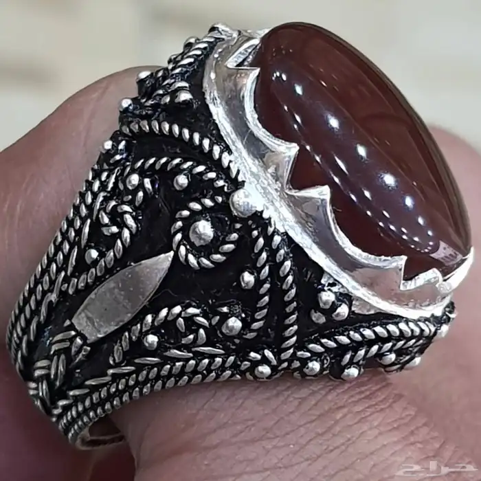 عقيق يماني كرزي دموي فاخر 3