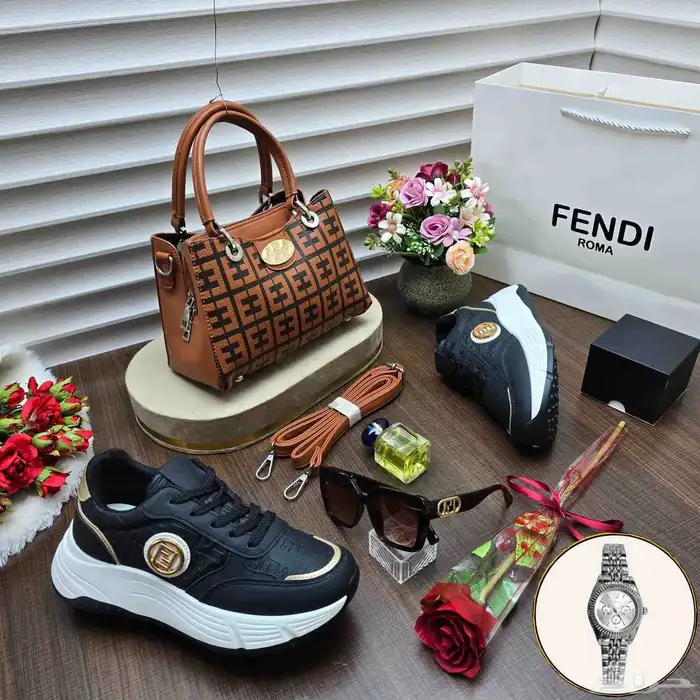 طقم نسائي هدايا ماركة فندي شامل التوصيل والشحن 1