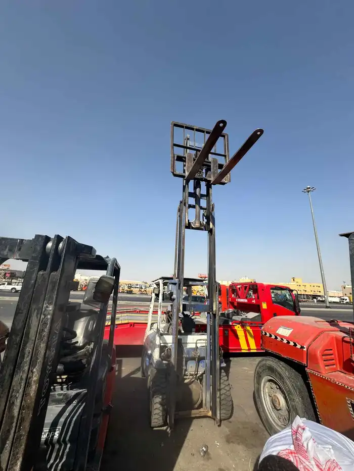 للإيجار جميع الرافعات الشوكيه الفركلفت Forklift for rent 3
