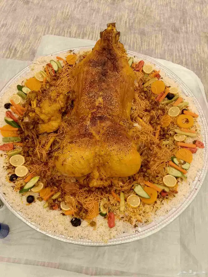 طباخ متنقل مع المواعين والاغراض 0