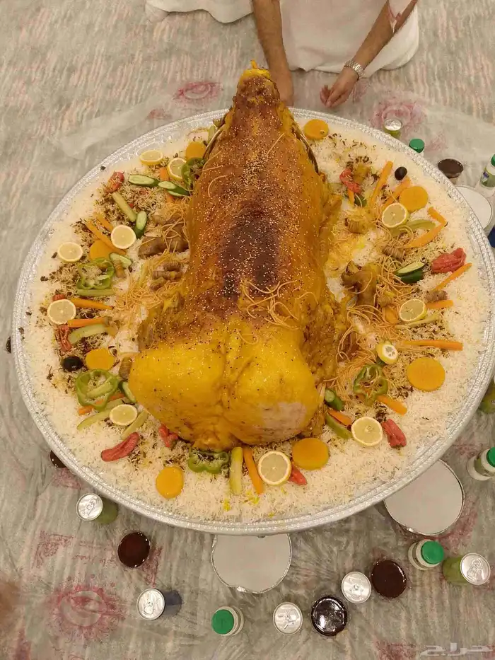 طباخ متنقل مع المواعين والاغراض 1