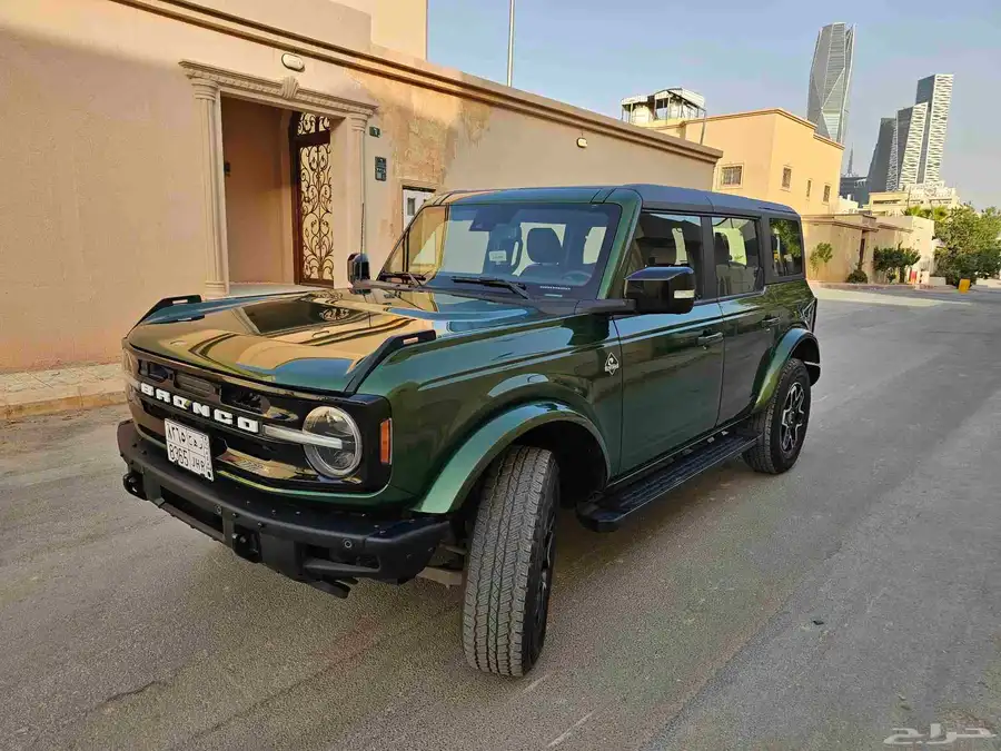 Ford Bronco 2024 Outerbanks 3