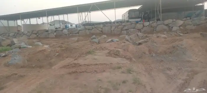 معدات بجميع أنواعها وبناء الحجر الطبيعي 6