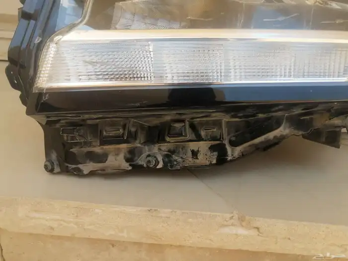 شمعه يسار لاندكروزر 1