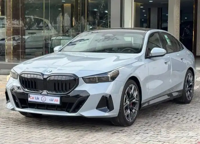 بي ام 520 BMW 1