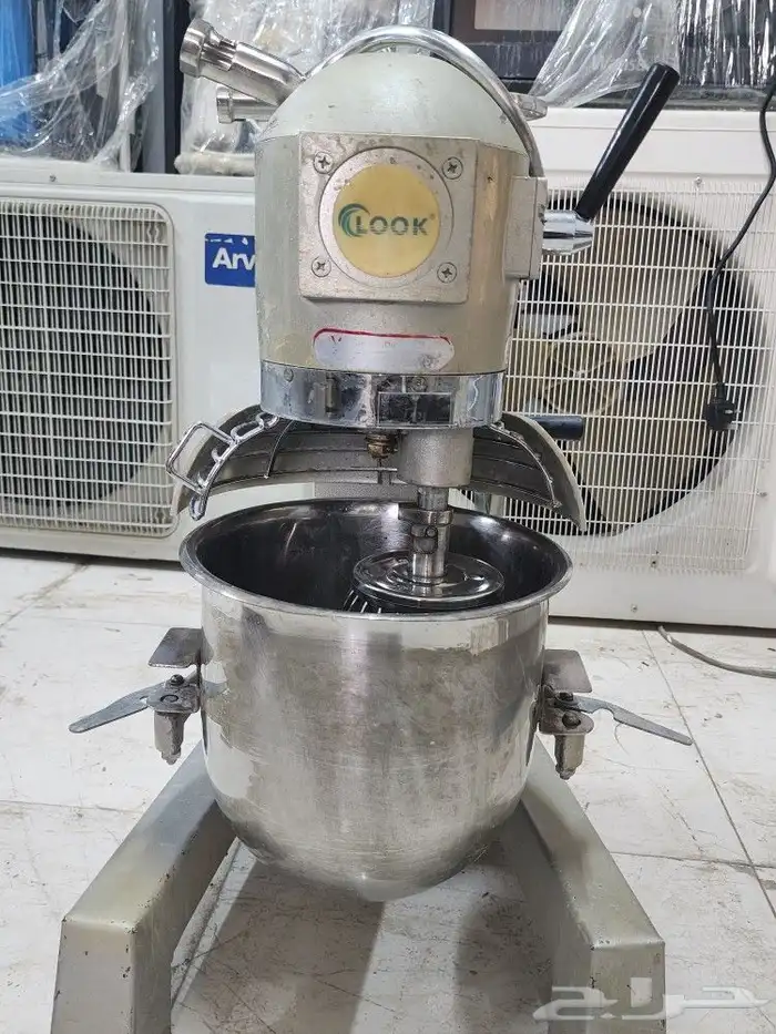 خلاط طعام متعدد الوظائف مستخدم شبه جديد 4