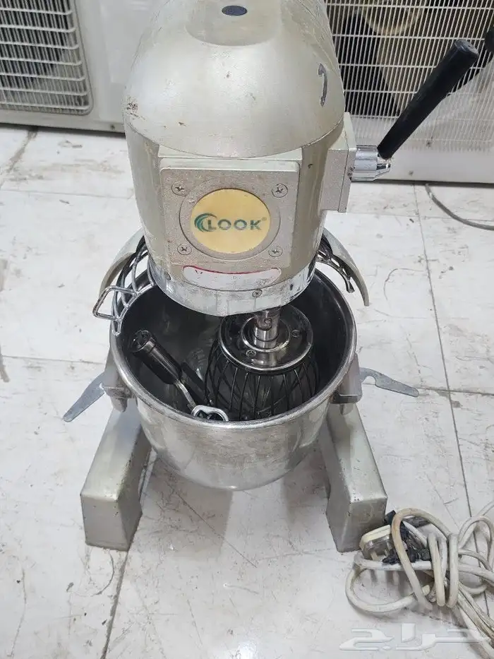 خلاط طعام متعدد الوظائف مستخدم شبه جديد 6