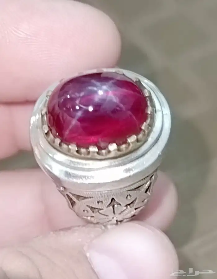 خاتم فضه بحجر ياقوت نجمي 0