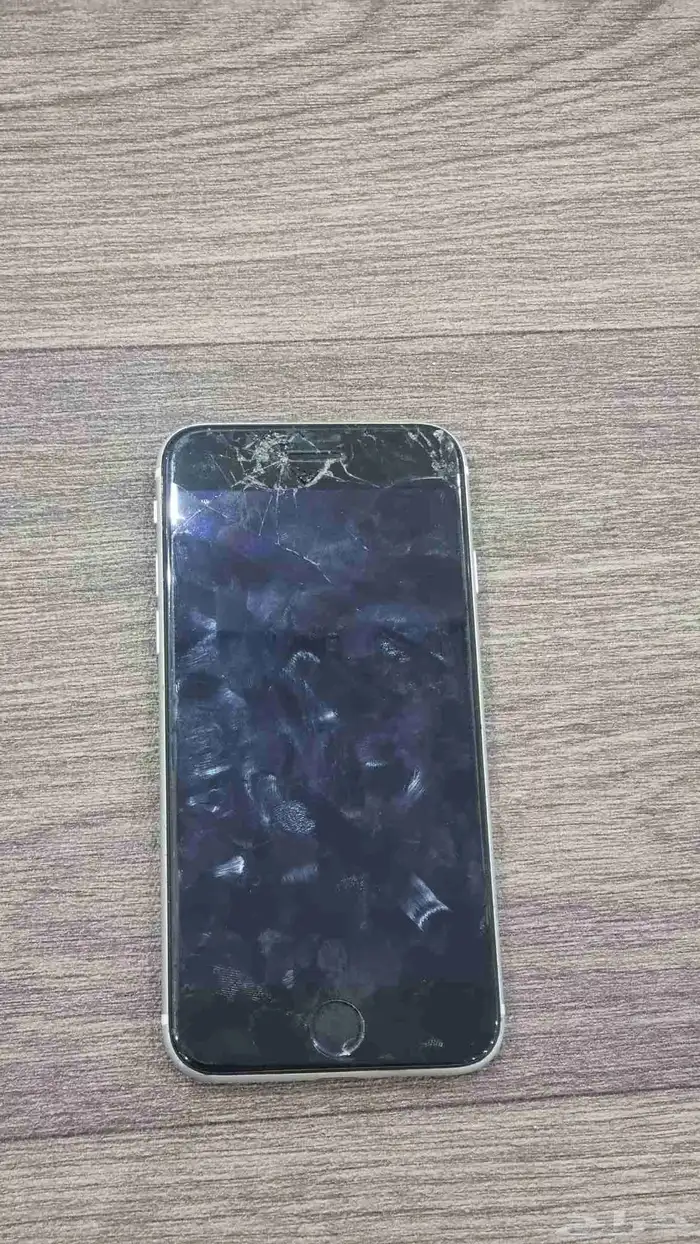 ايفون se 2020 0