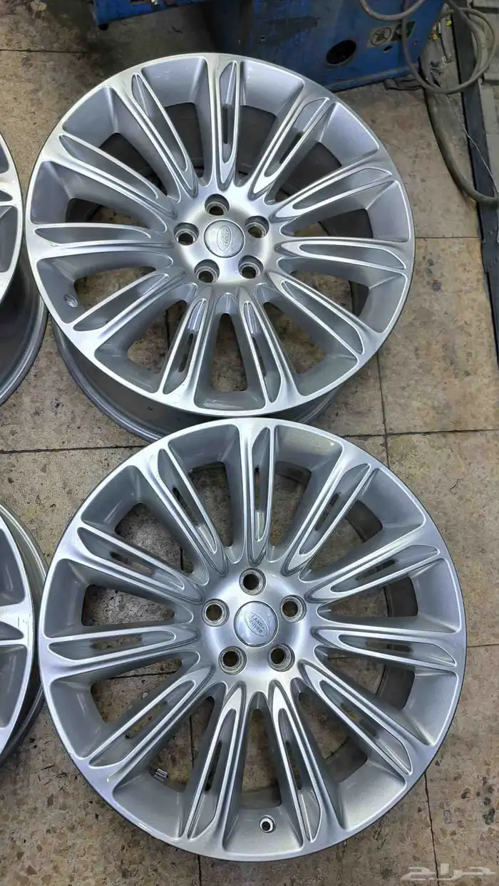 جنوط رنج روفر اوتوبجرافي 2021مقاس 22اصليه وكاله 14