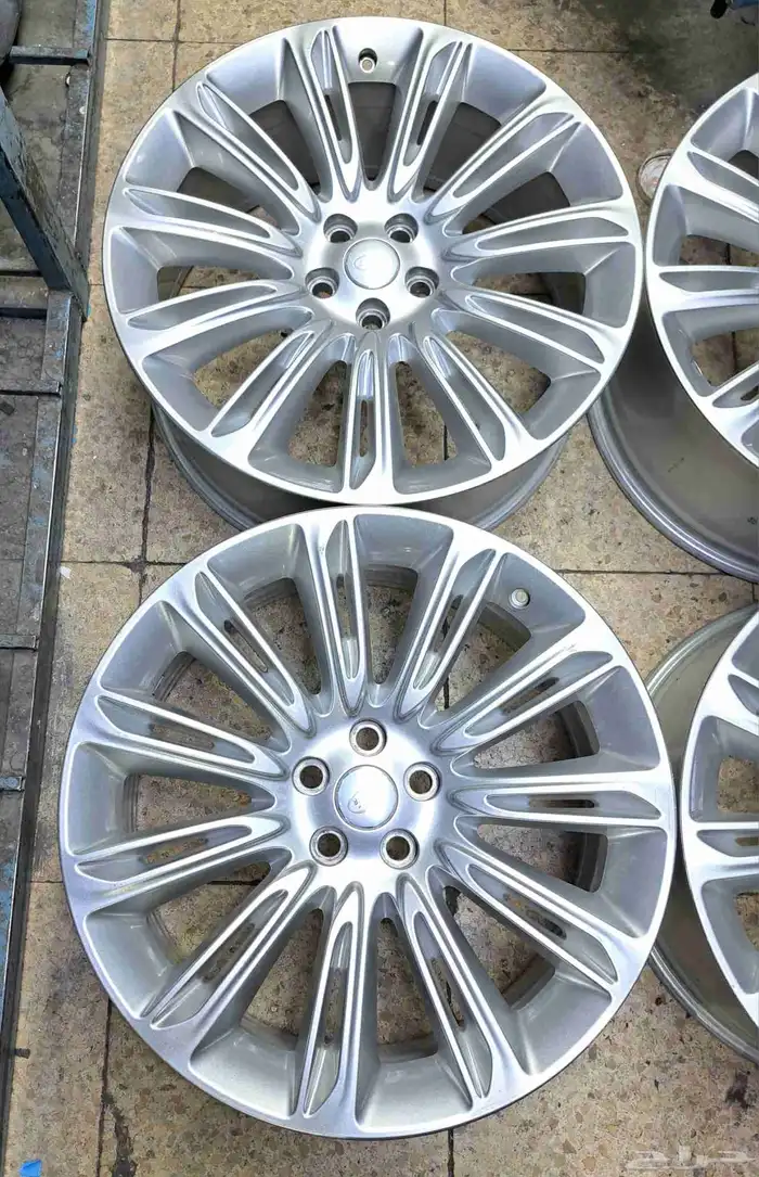 جنوط رنج روفر اوتوبجرافي 2021مقاس 22اصليه وكاله 12