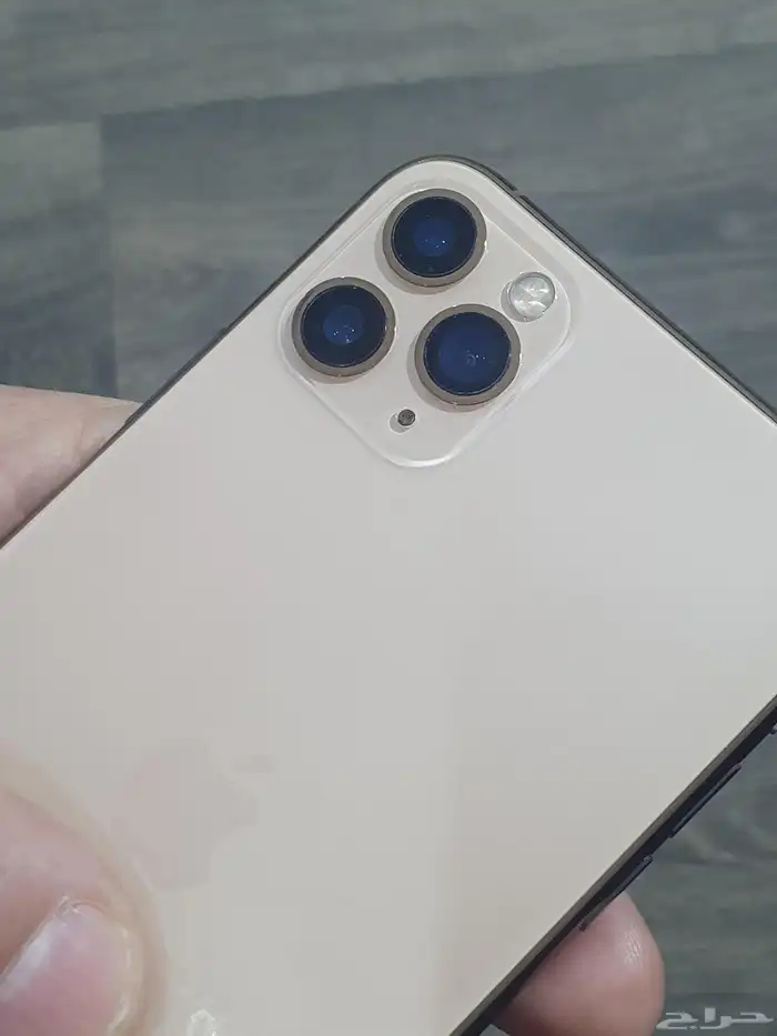 ايفون 11 بروماكس 256 ذهبي 5