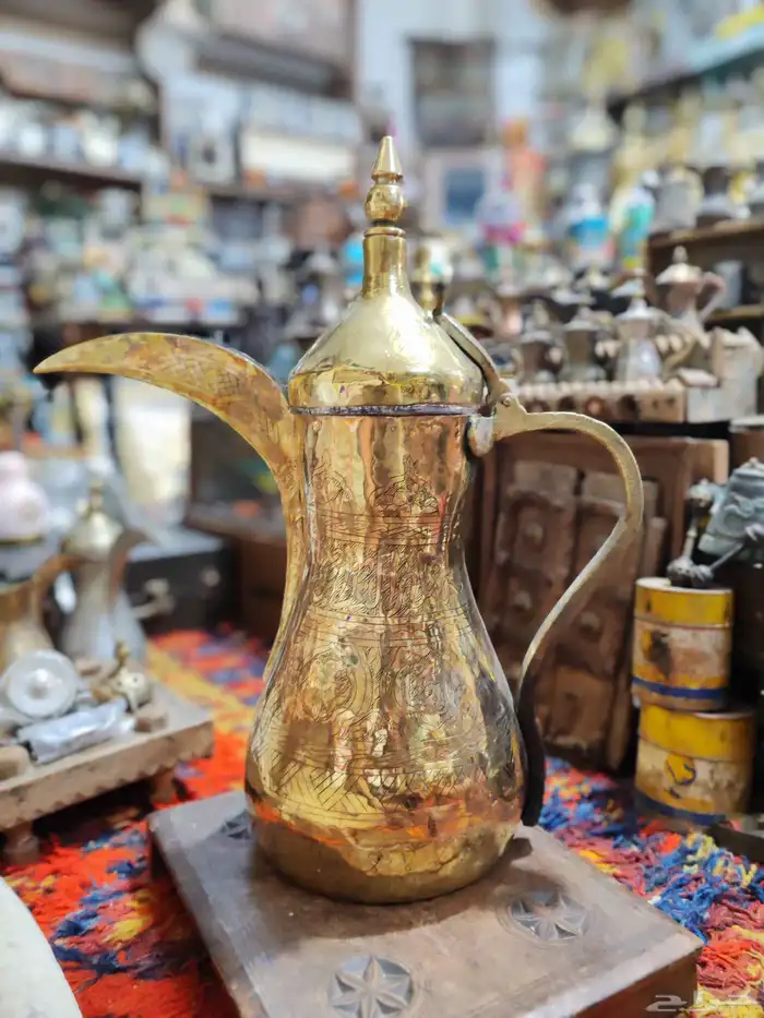 دلة رسلانية منقوشة بالكامل حجم كبير 68سم 0