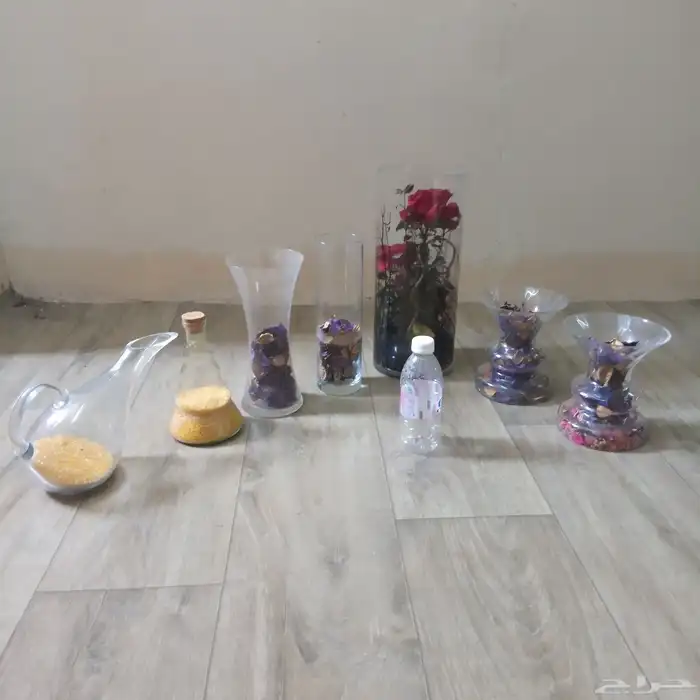 فازات زينة من الزجاج 0