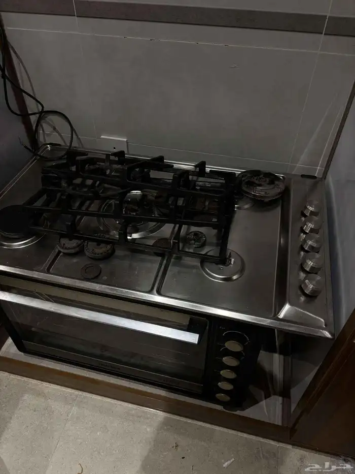 فرن وبوتاجاز للبيع 1