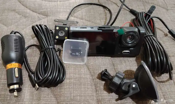 كيمرة داش كام جديد كامل اغراضها في كرتونها 2