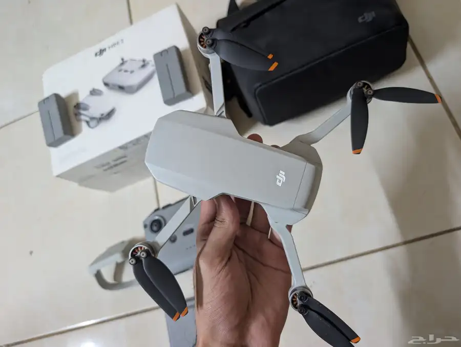 DJI MINI 2 Drone fly more combo 3 batteries 0