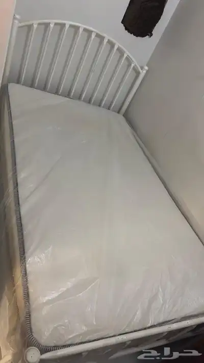 فراش نفر ونص نظيف للبيع 0